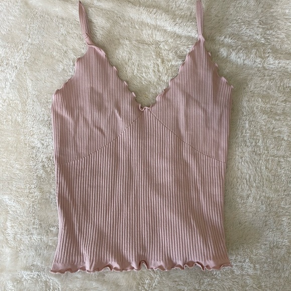 Bundle of Tank-tops - Picture 4 of 13